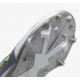 Crampons NIKE ALPHA MENACE PRO 4 Mid Blanche